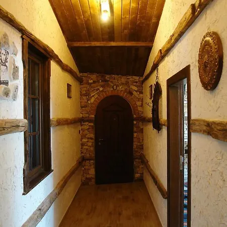 Gasthuis шато еркеч